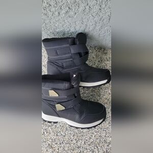 Wonder Nation Black Winter Boots for Women
